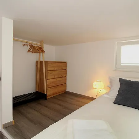 Apartment Viola *